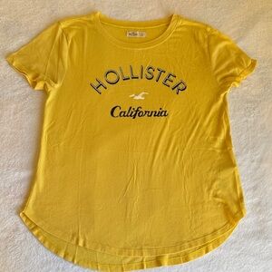 Hollister Women's Sunny Yellow Tee